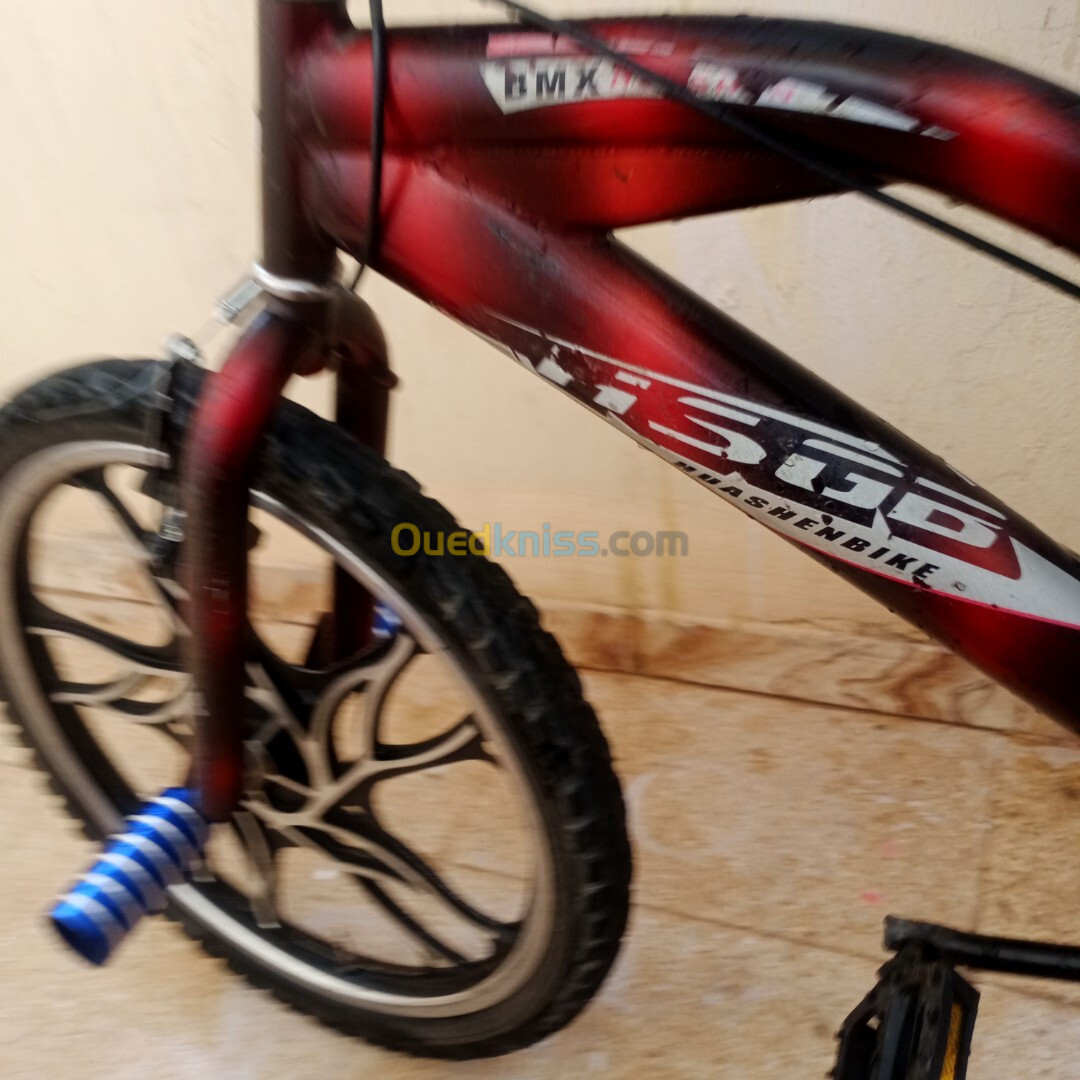 Vélo BMX hora taille 20 tban 24 