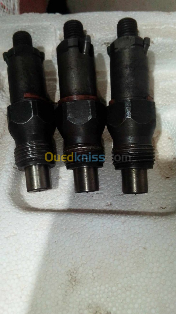 Renault tois 03 injecteurs clio et kangou 1,9d65