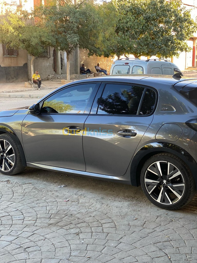 Peugeot 208 2023 GT