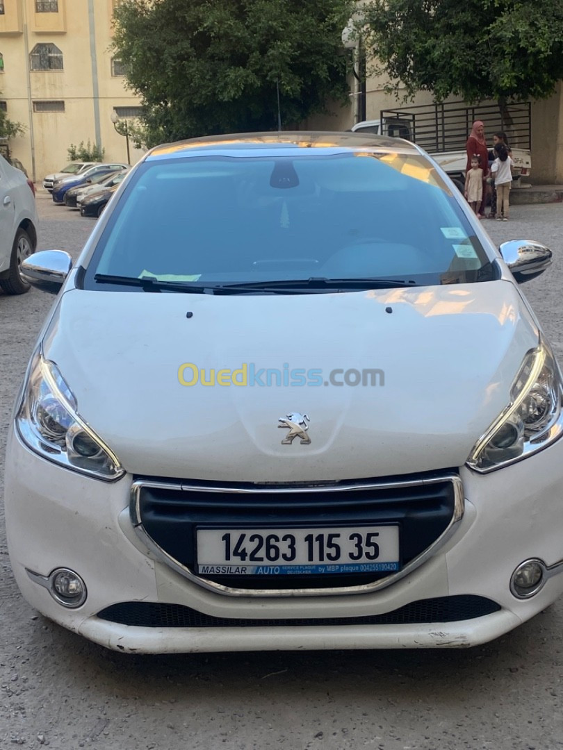 Peugeot 208 2015 Allure