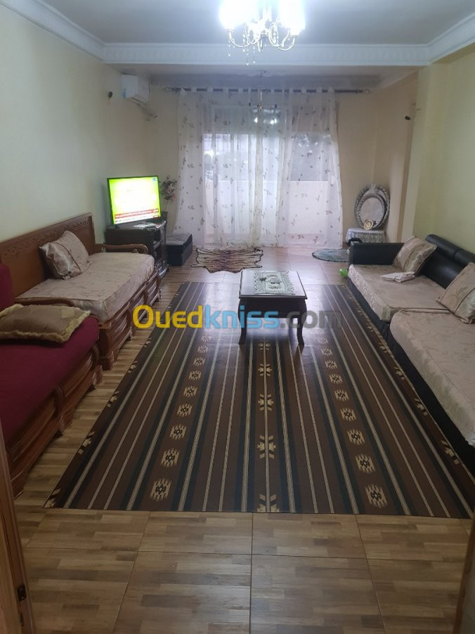 Location Appartement F4 Skikda Skikda