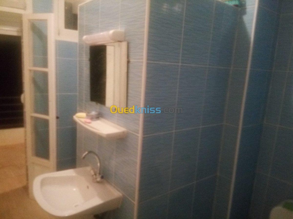 Location vacances Appartement F3 Bejaia Beni ksila