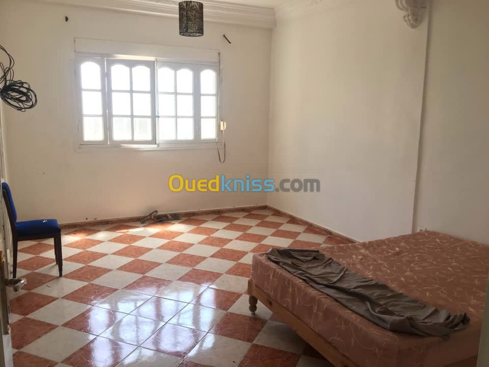 Location Appartement F4 Oran Oran