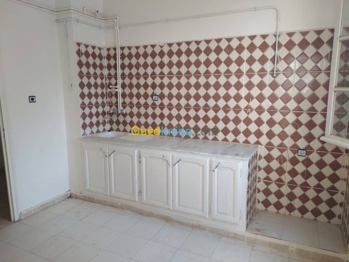 Location Appartement F3 Khenchela Khenchela