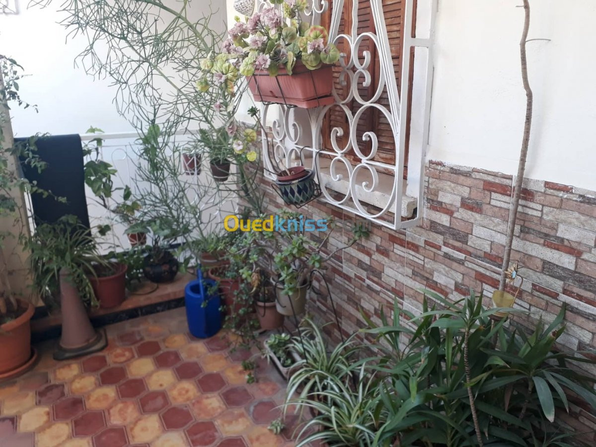 Location Niveau De Villa F3 Alger Kouba