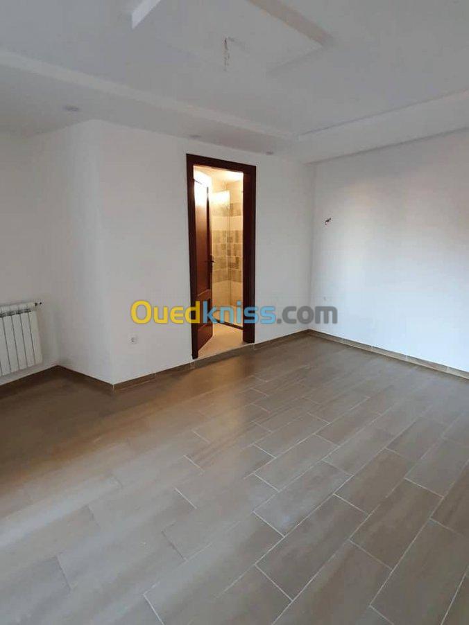 Location Appartement F4 Alger Draria