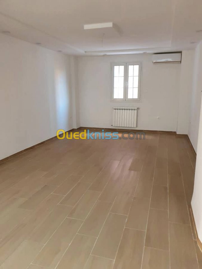 Location Appartement F4 Alger Draria