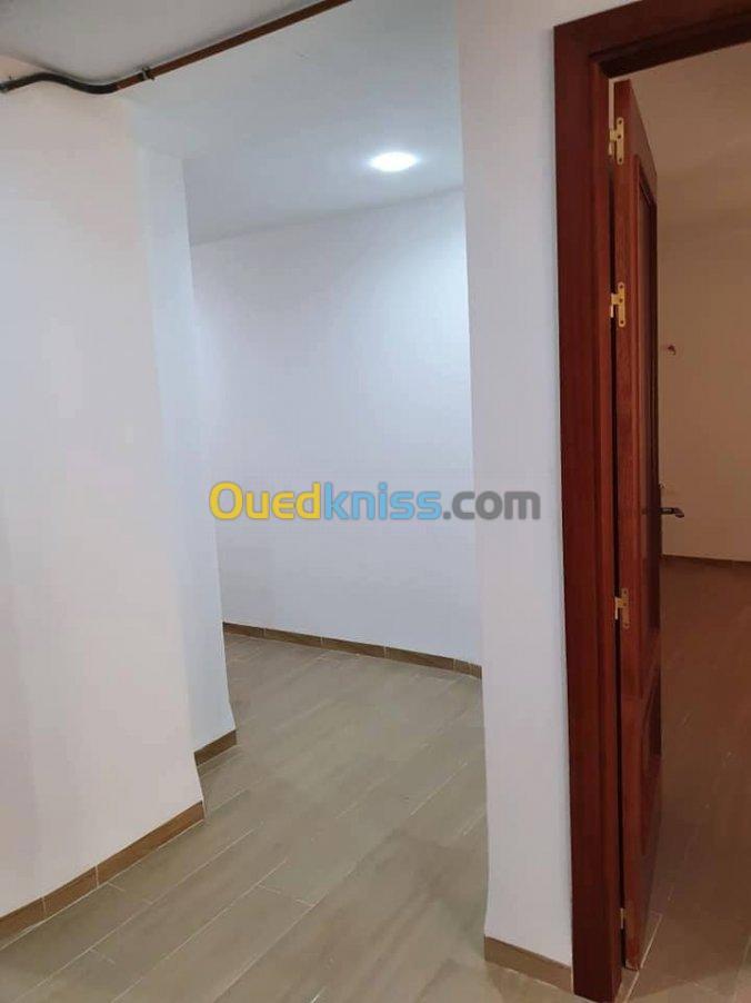 Location Appartement F4 Alger Draria