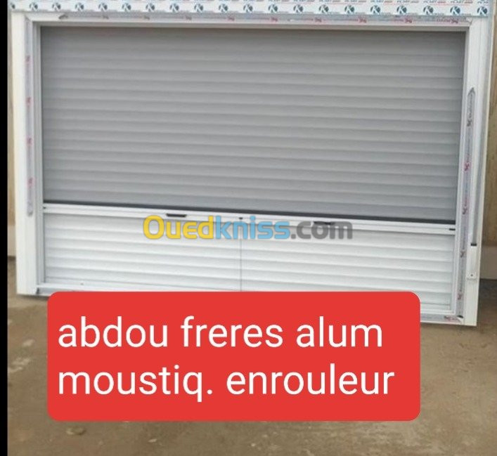 MOUSTIQUAIRE ET TOUT GENRE DE STORES 