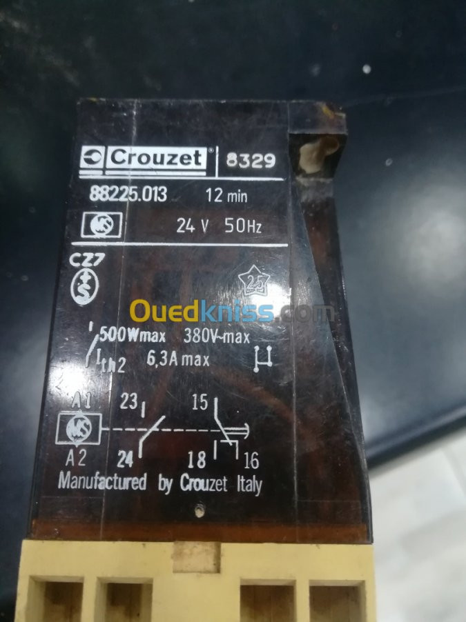 Crouzet Timer 88225011 220-240V 50Hz 