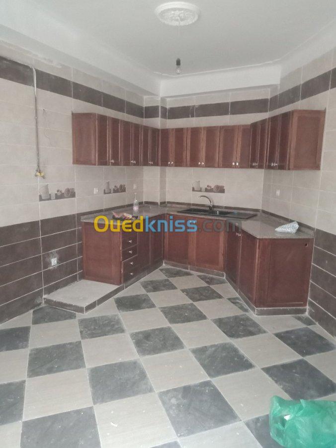 Location Appartement F4 Tipaza Kolea