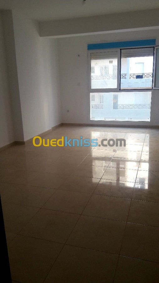 Location Appartement F4 Alger Birkhadem