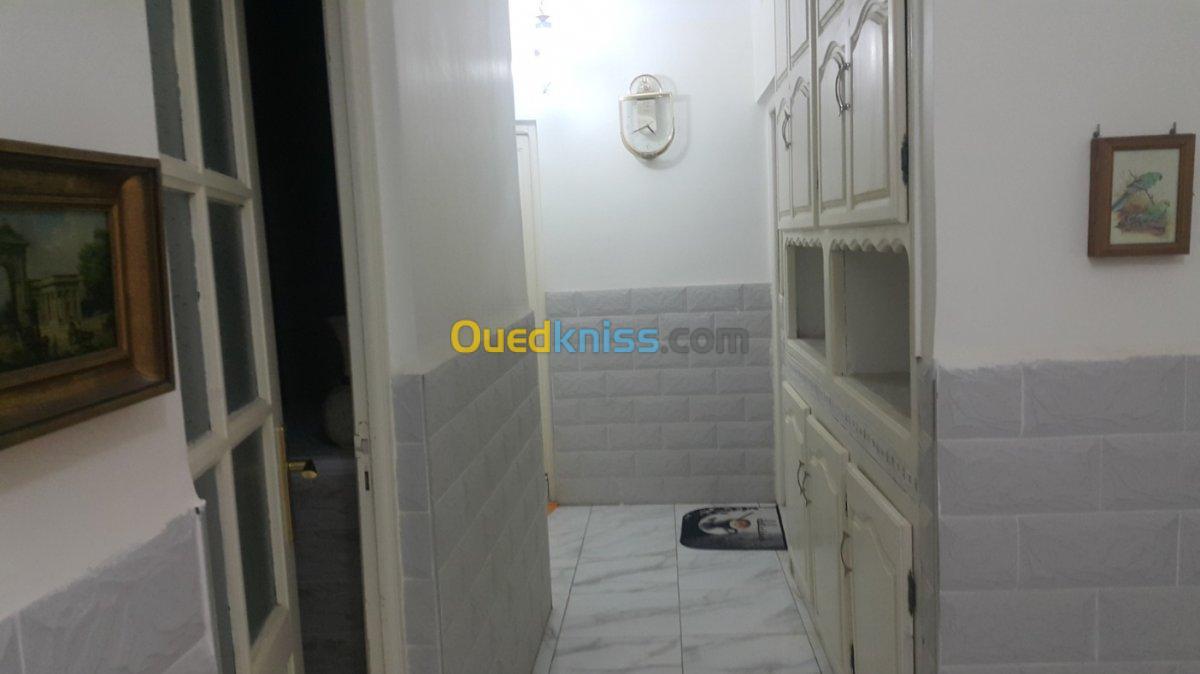 Echange Appartement F4 Batna Batna