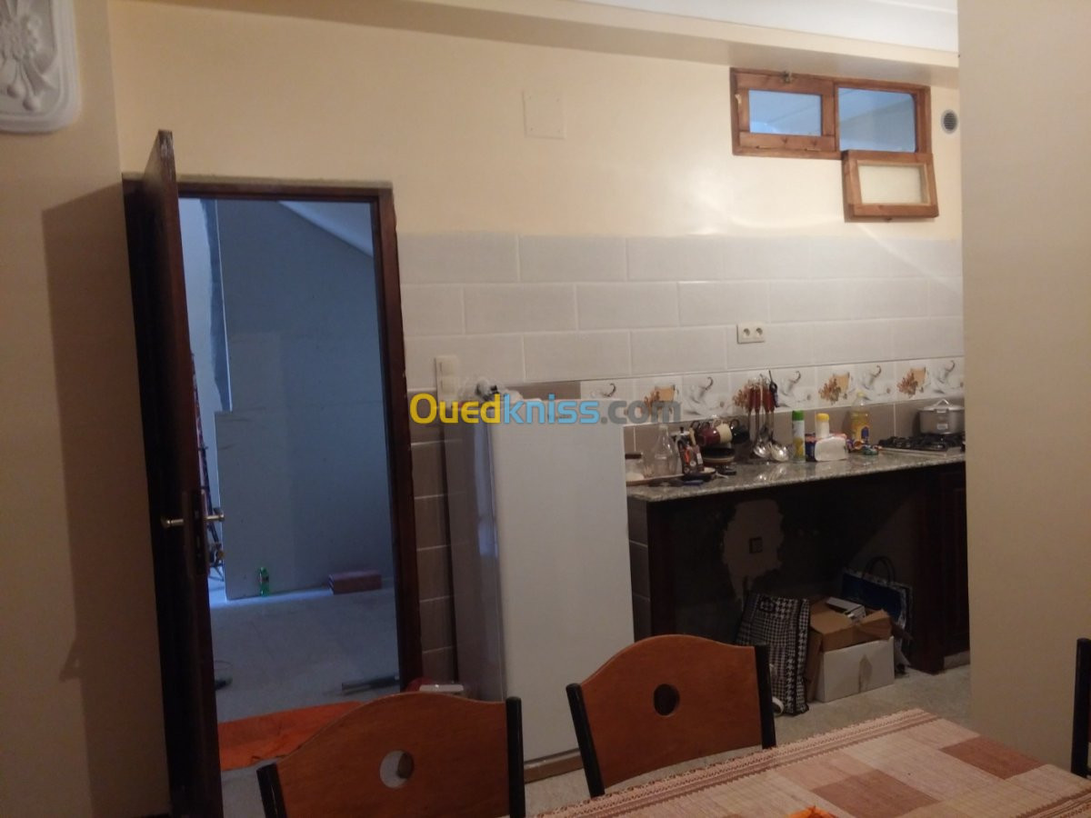 Location Appartement F2 Alger Ain taya