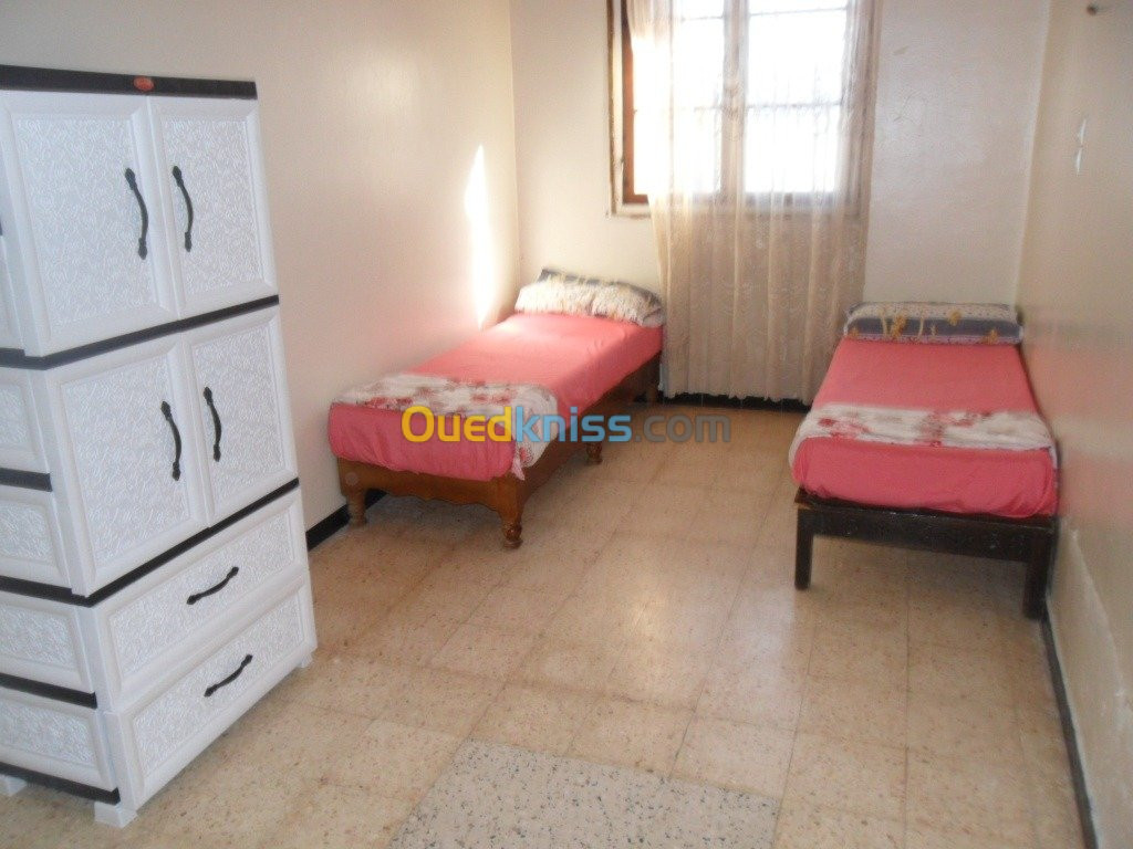 Rent Villa floor F4 Ain temouchent Beni saf