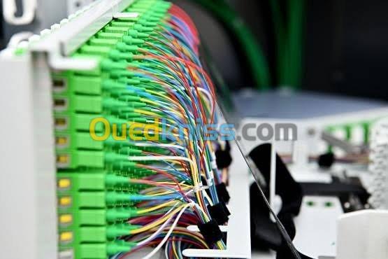 Pose et raccordement de FIBRE OPTIQUE