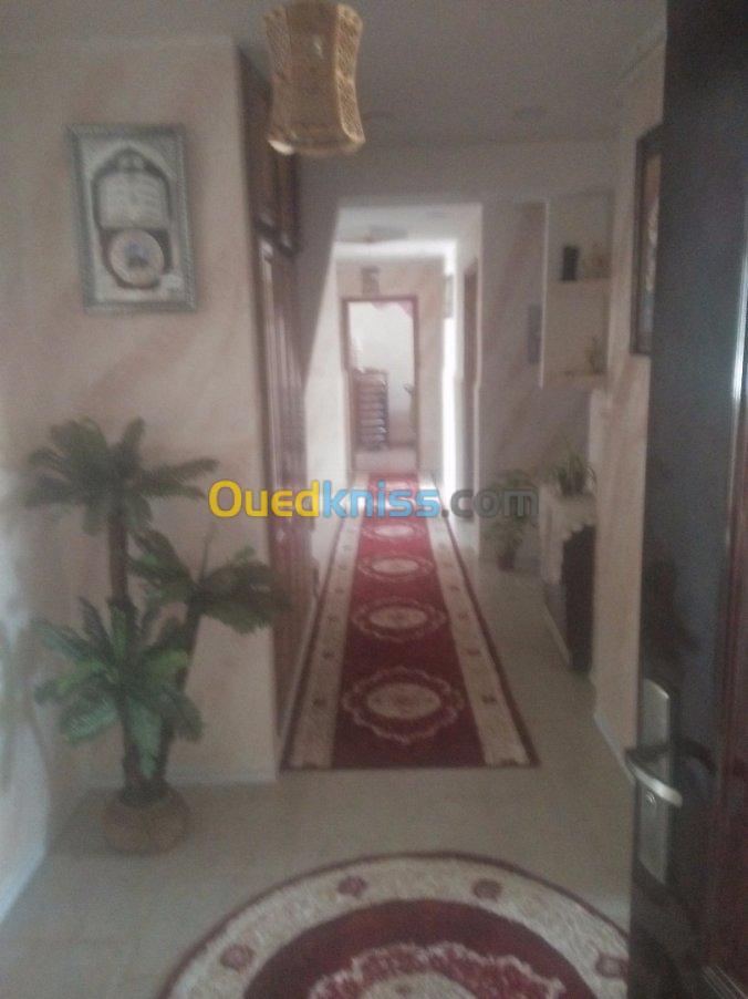 Vente Appartement F5 Skikda El Hadaiek