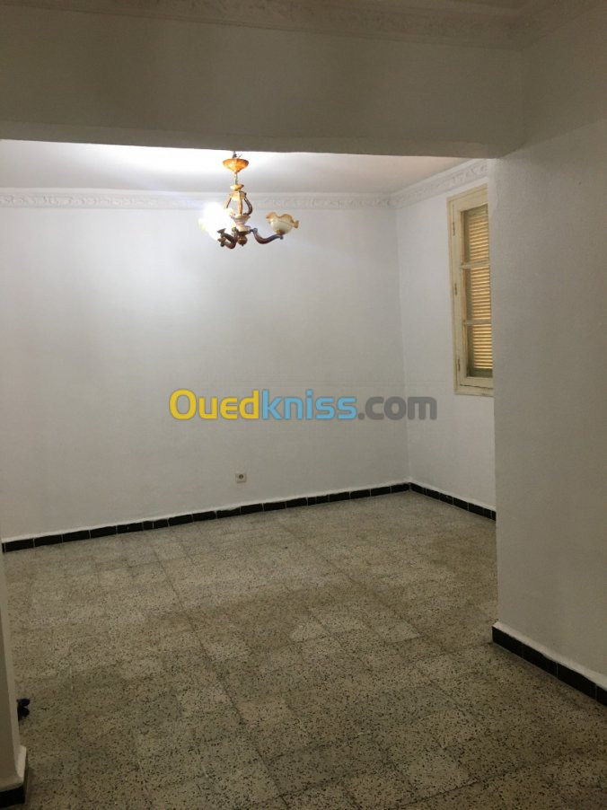 Location Appartement F5 Alger Bab ezzouar