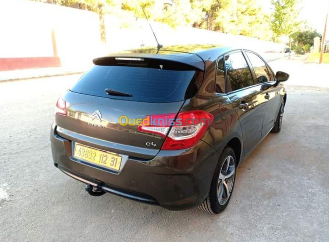 Citroen C4 2012 Attraction