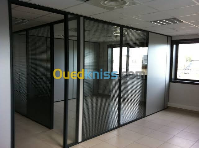 Cloison amovible pour bureaux