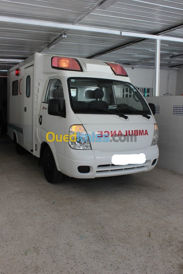 AMBULANCE 