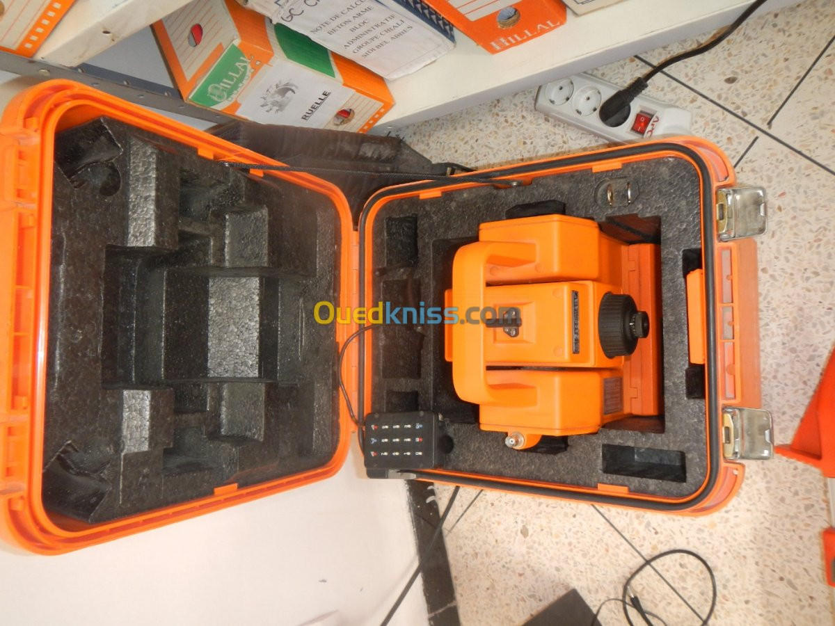 station totale geodimeter 610 robotiqu