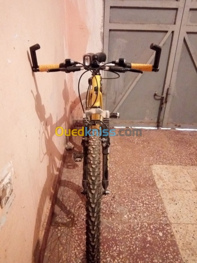 Vélo VTT 