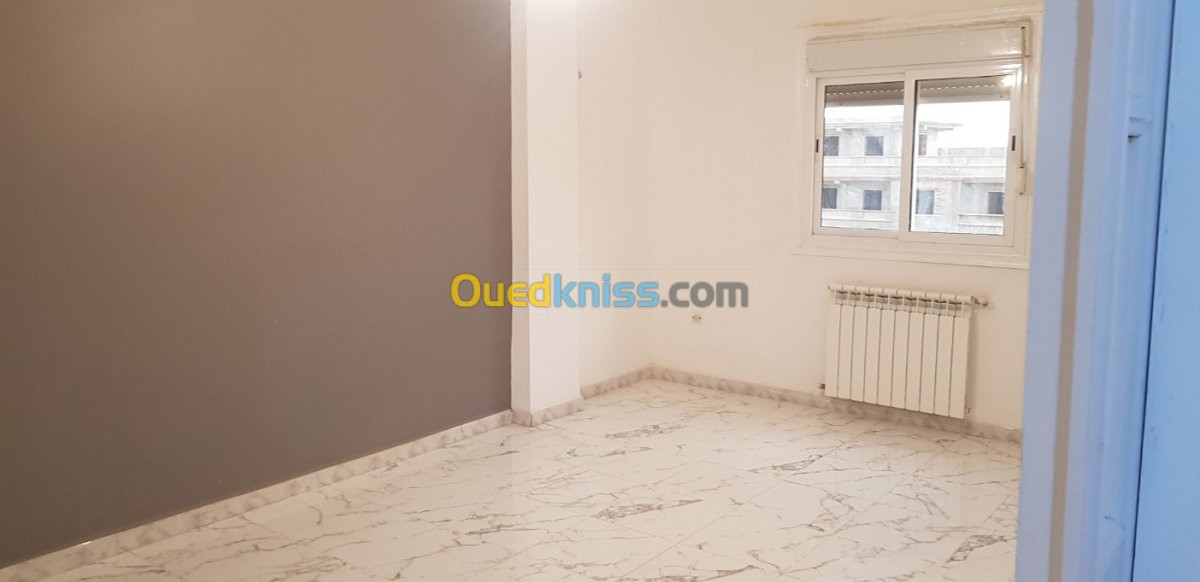 Location Appartement F4 Boumerdès Hammedi