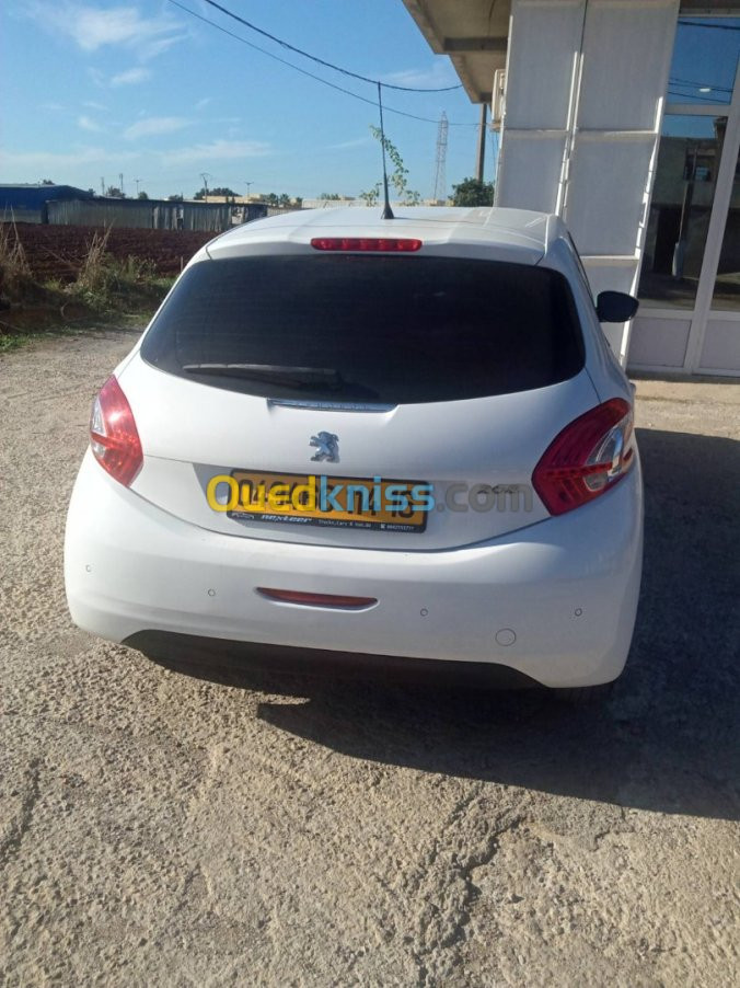 Peugeot 208 2014 Active