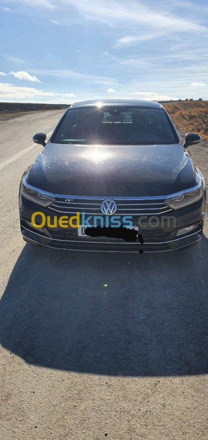 Volkswagen Passat 2016 R Line