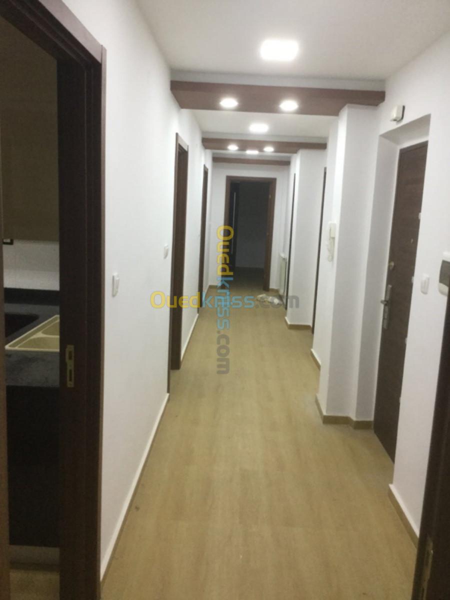 Location Appartement F4 Alger Souidania