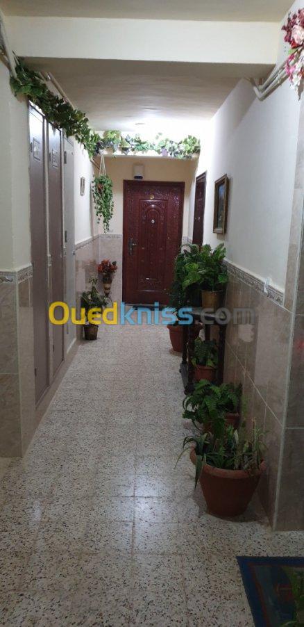 Vente Appartement F4 Alger Ain benian