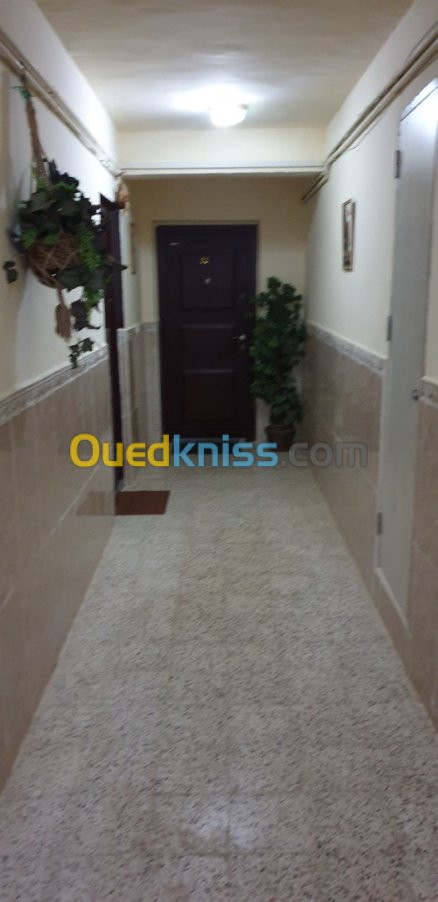 Vente Appartement F4 Alger Ain benian