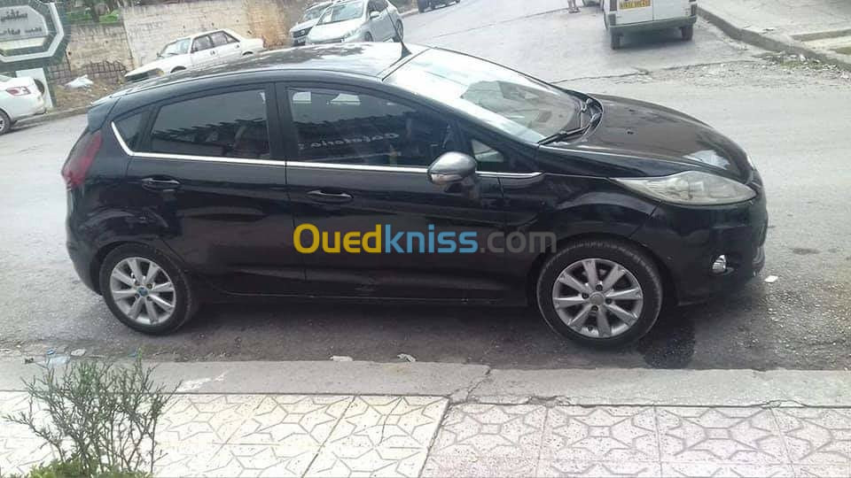 Ford Fiesta 2010 Titanium 