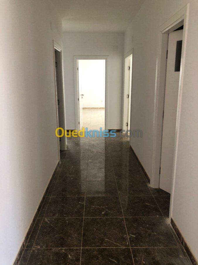 Vente Appartement F5 Alger Ain naadja