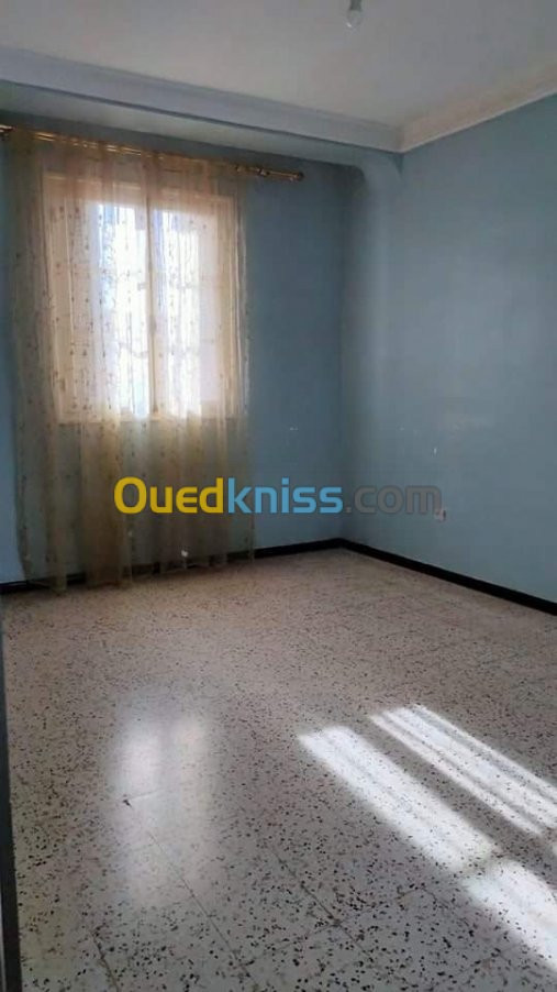 Location Appartement F3 Tipaza Bou ismail