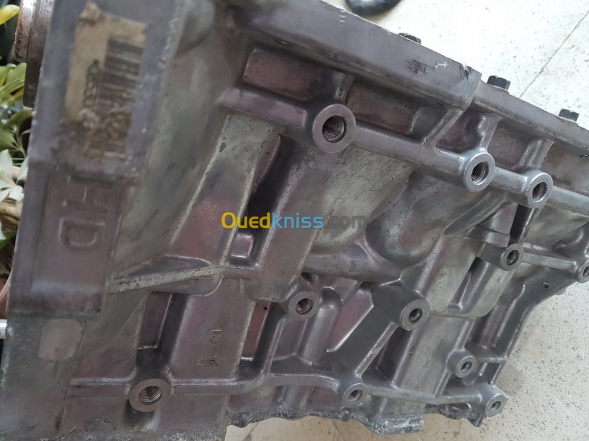 Demi Moteur daihatsu feroza roky