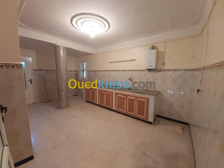 Location Appartement F4 Alger Zeralda