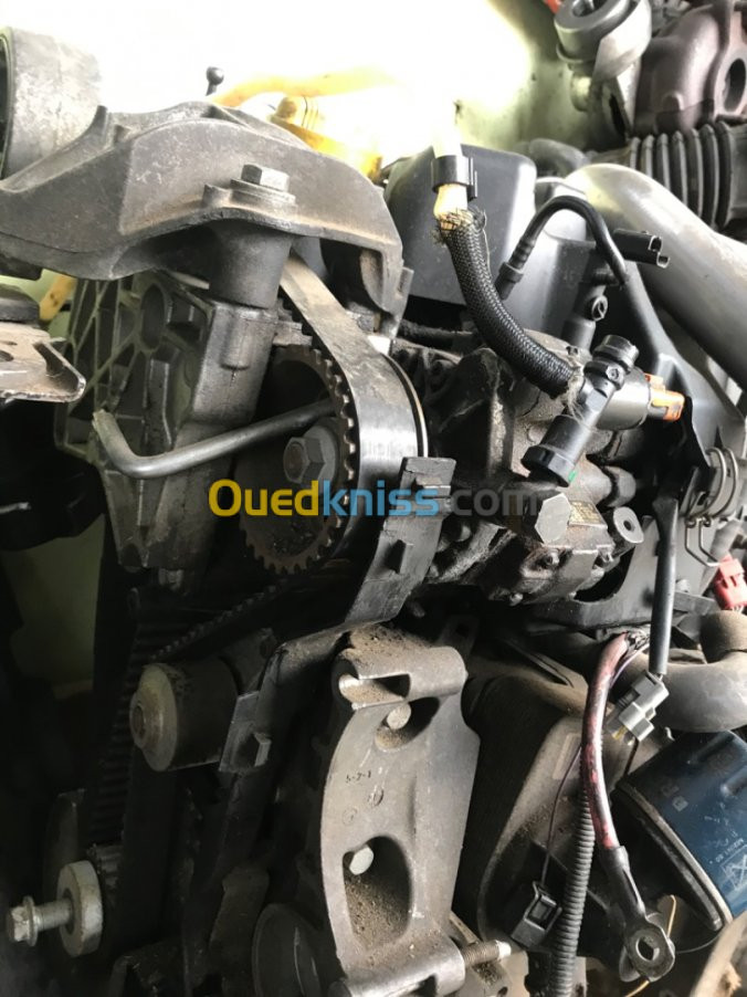 Moteur 1.5 Dci 105 ch