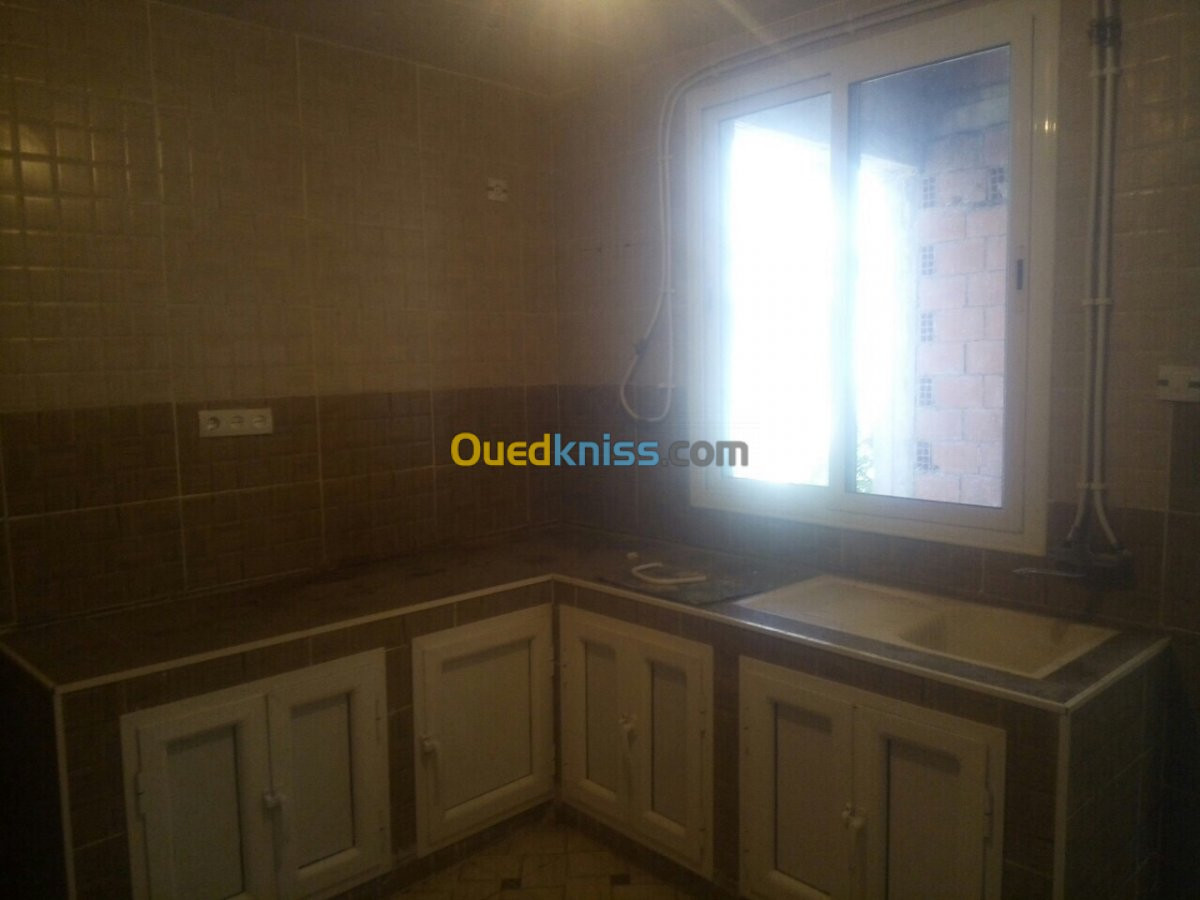 Vente Appartement F5 Boumerdes Hammedi