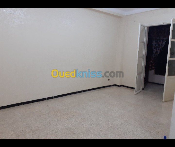 Location Appartement F4 Blida Beni mered