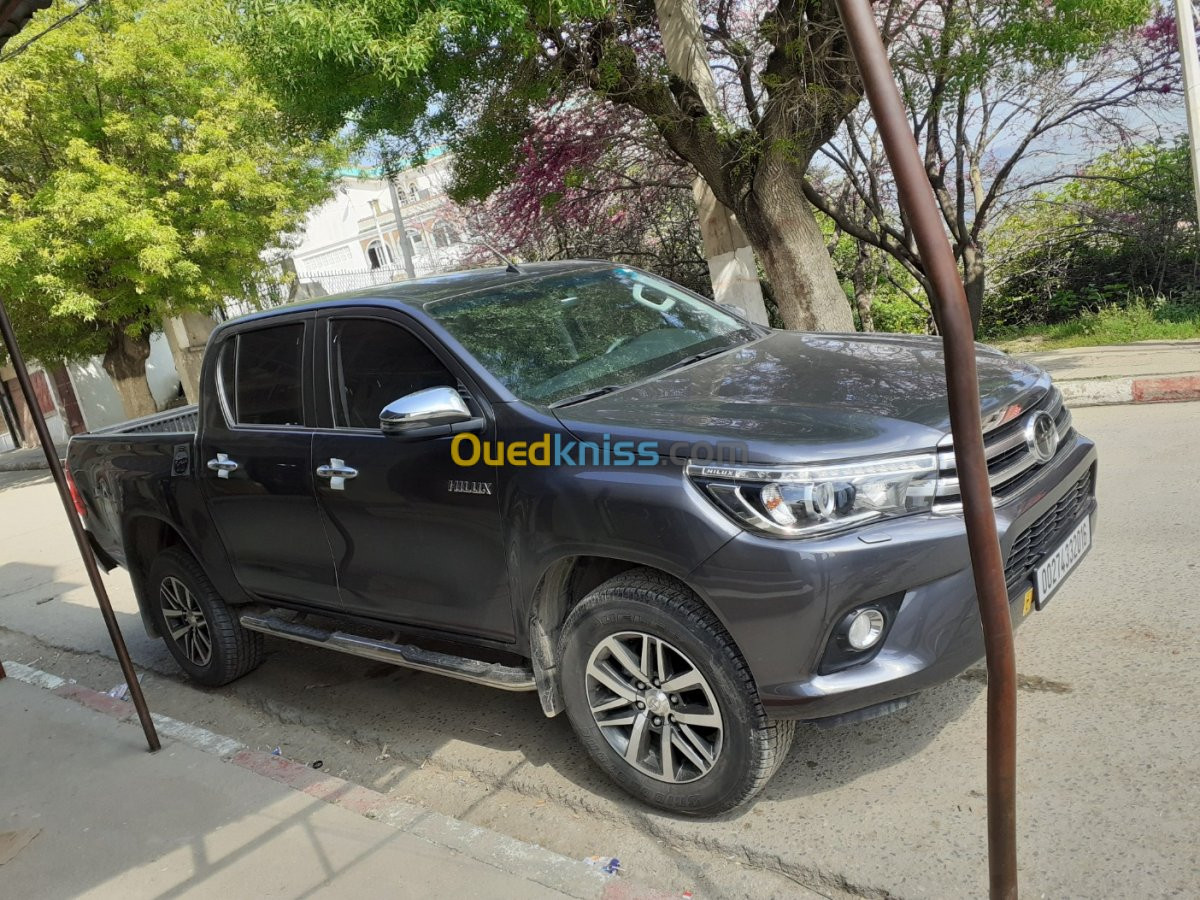 Toyota Hilux 2020 LEGEND DC 4x4