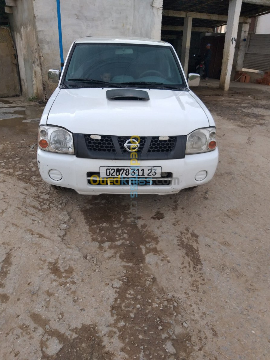 Nissan Pickup 2011 