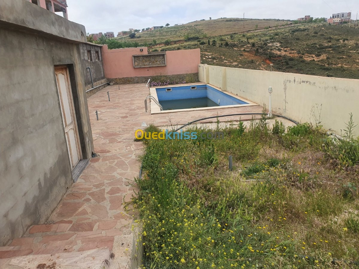 Vente Immeuble Tlemcen Souahlia