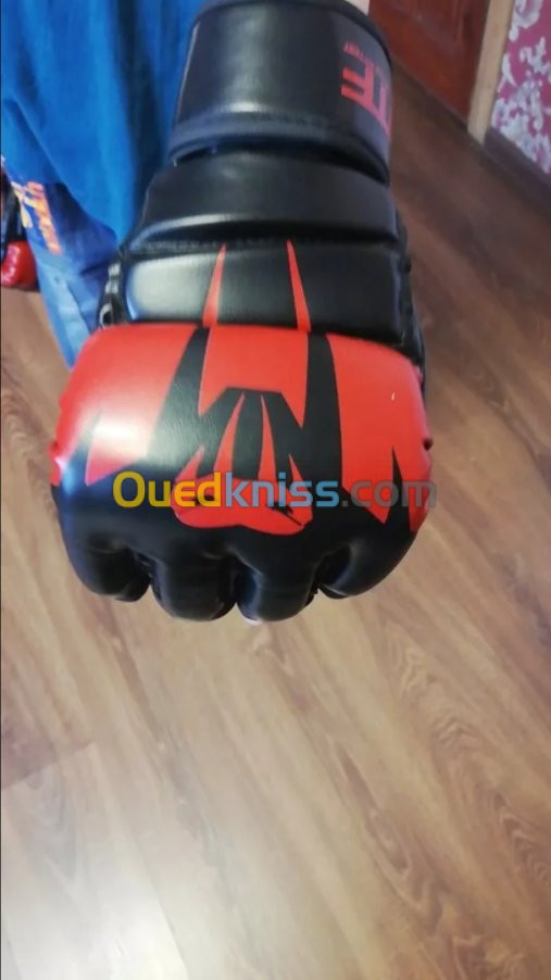 gants de boxe suotf MMA