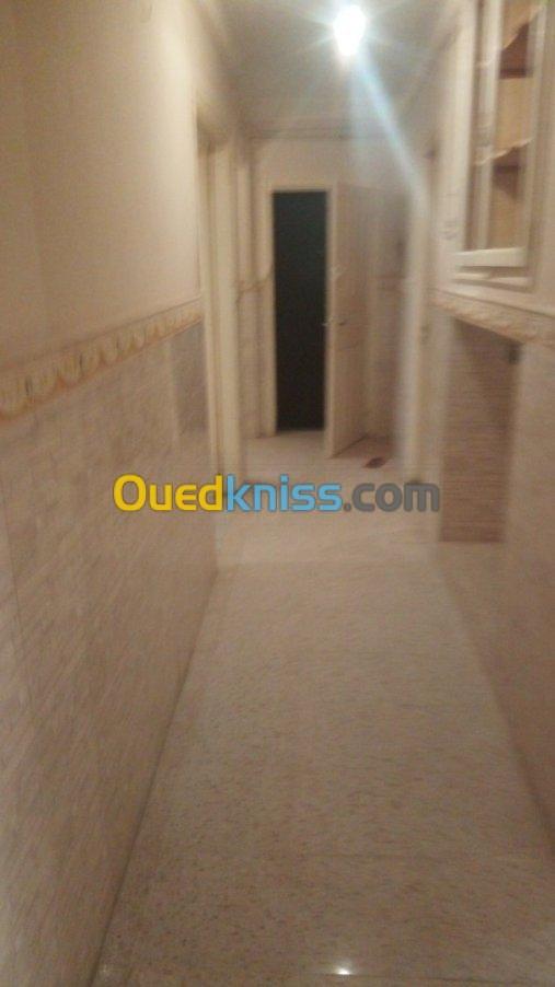 Location Appartement F4 Skikda Skikda