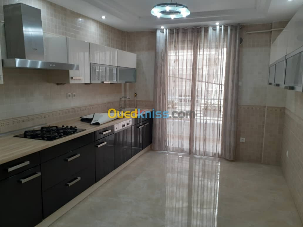 Location Appartement F3 Alger Hydra