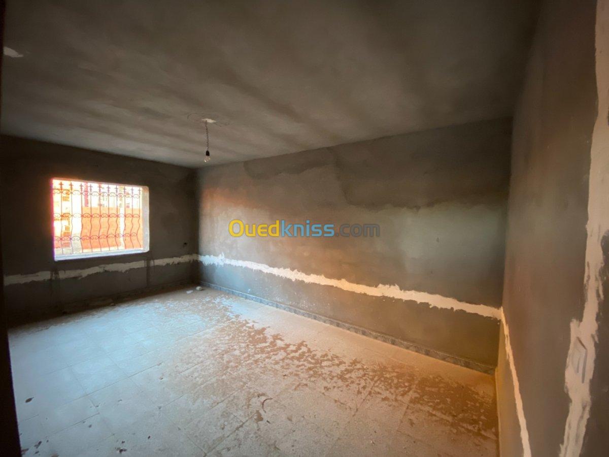 Vente Appartement F6 Tiaret Frenda