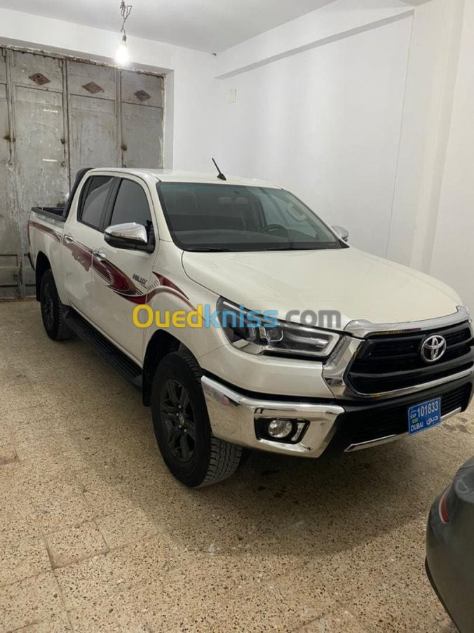 Toyota Hilux 2021 HULIX SR5 GLXS