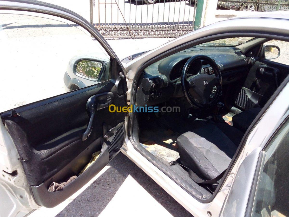 Opel Corsa 2000 